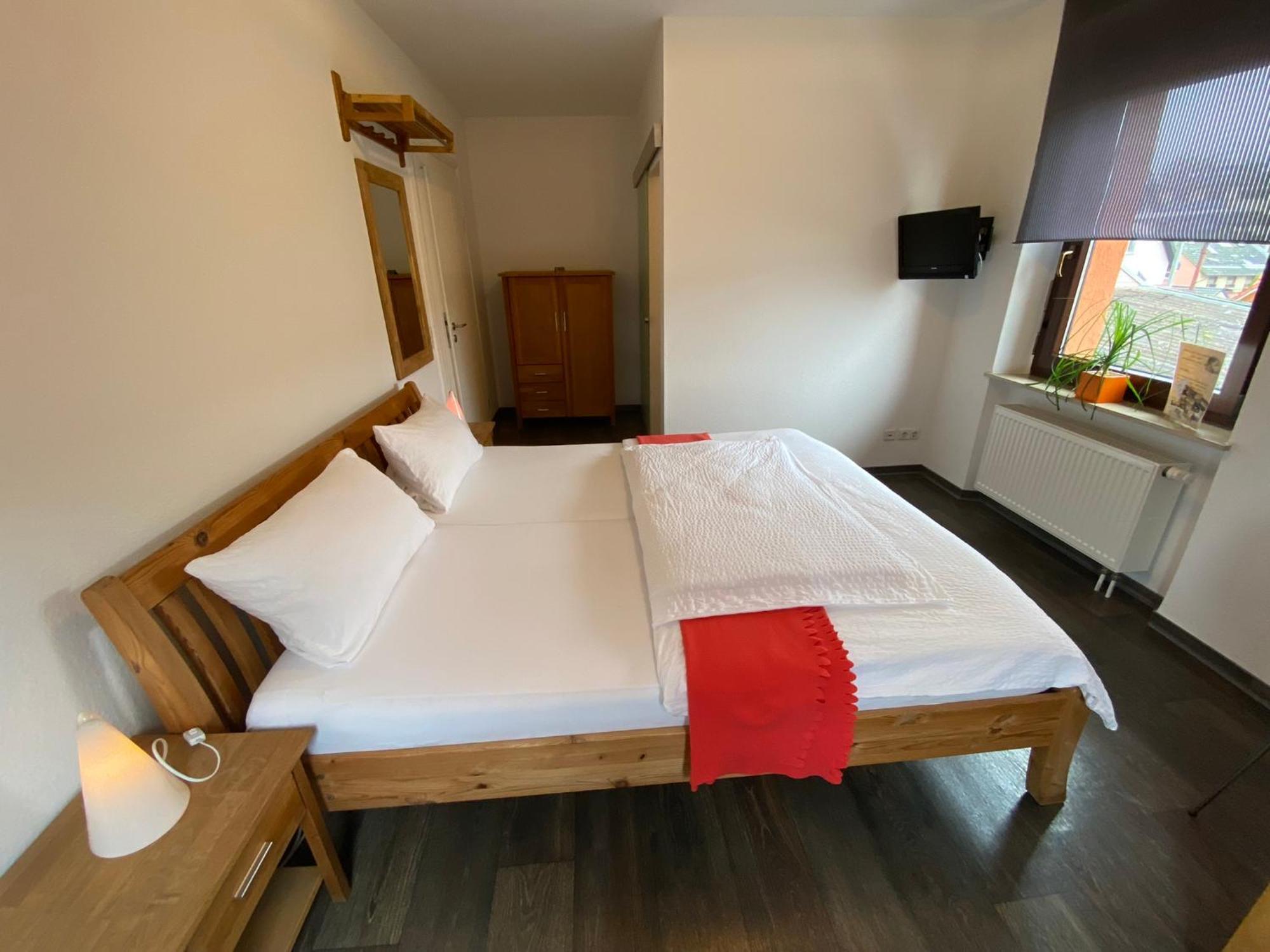Hotel Siebenschläfer Hof Strassbessenbach Zimmer foto
